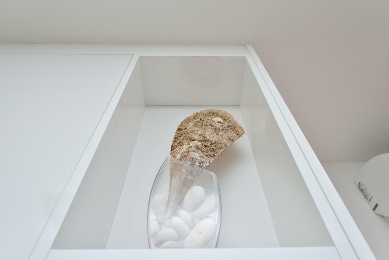 M Apartment *